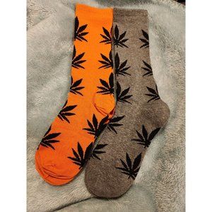 Brand New Set Of 2 Designed Crew Socks